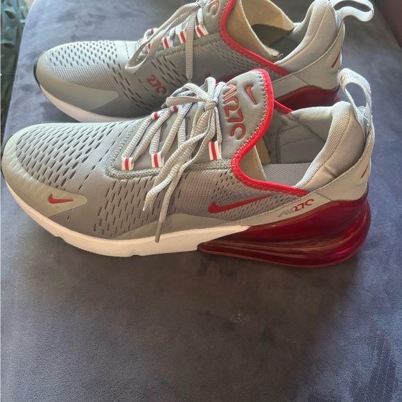 Nike Air Max 270 Gray and Red Sneakers - Picture 2 of 5